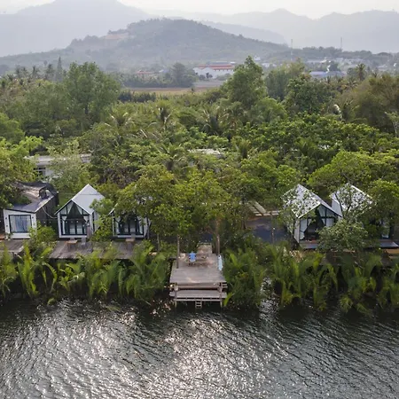 Kampot Riverfront Boutique By Ben-2